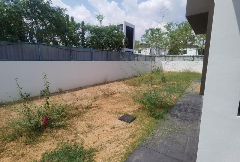 Semi-Detached House for Sale in Sepang (Selangor) - Zakee Chan - PropertyGuru.com.my