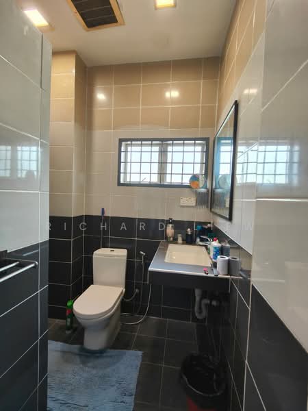 2-storey Terraced House for Sale in SS 25, Taman Mayang (Petaling Jaya) - Richard Liew - Bathroom - PropertyGuru.com.my