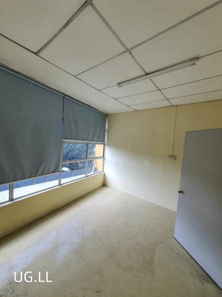 Shop for Rent in Klang (Selangor) - Ivy Por - Interior - PropertyGuru.com.my