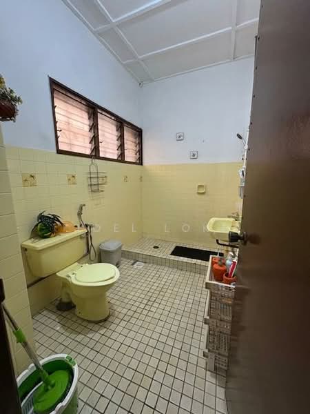 Rumah Berkembar untuk Dijual di Taman Tun Dr Ismail (Kuala Lumpur) - Joel Loke - Bathroom - PropertyGuru.com.my