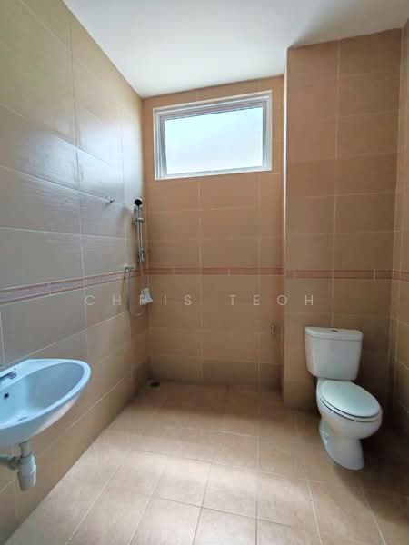 Rumah Banglo untuk Dijual di Batu Ferringhi (Penang) - Chris Teoh - Bathroom - PropertyGuru.com.my