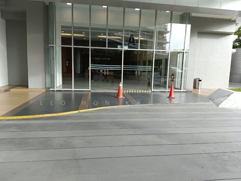 Retail Office for Sale in Bukit Jelutong (Shah Alam) - Leo Hon Kah Hin - Entrance - PropertyGuru.com.my