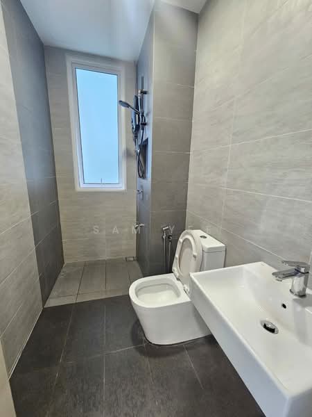 Servis Apartment untuk Disewa di Rica Residence - Sam Yee - Bathroom - PropertyGuru.com.my