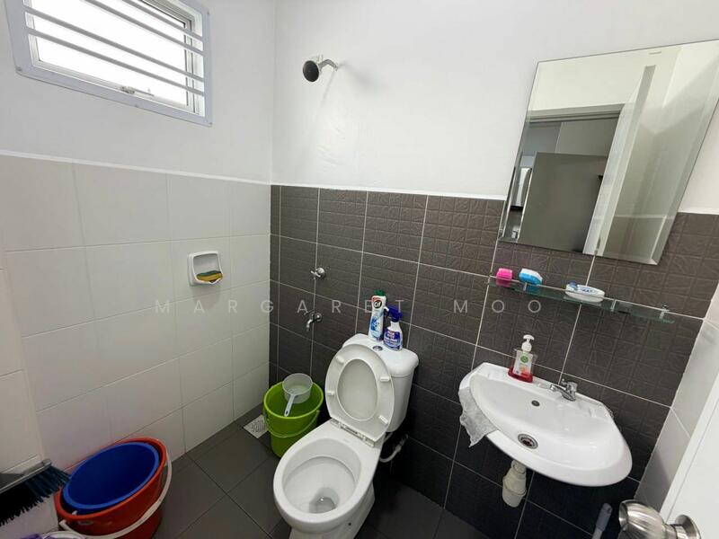 2-storey Terraced House for Sale in Setia Tropika (Johor Bahru) - Margaret Moo - Bathroom - PropertyGuru.com.my