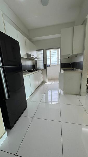 Apartment for Rent at The Twin Residences - Darren Tew - Kitchen - PropertyGuru.com.my