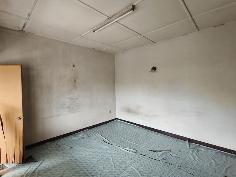 Rumah Teres untuk Dijual di Taman Mayang (Petaling Jaya) - Henry Chia - PropertyGuru.com.my