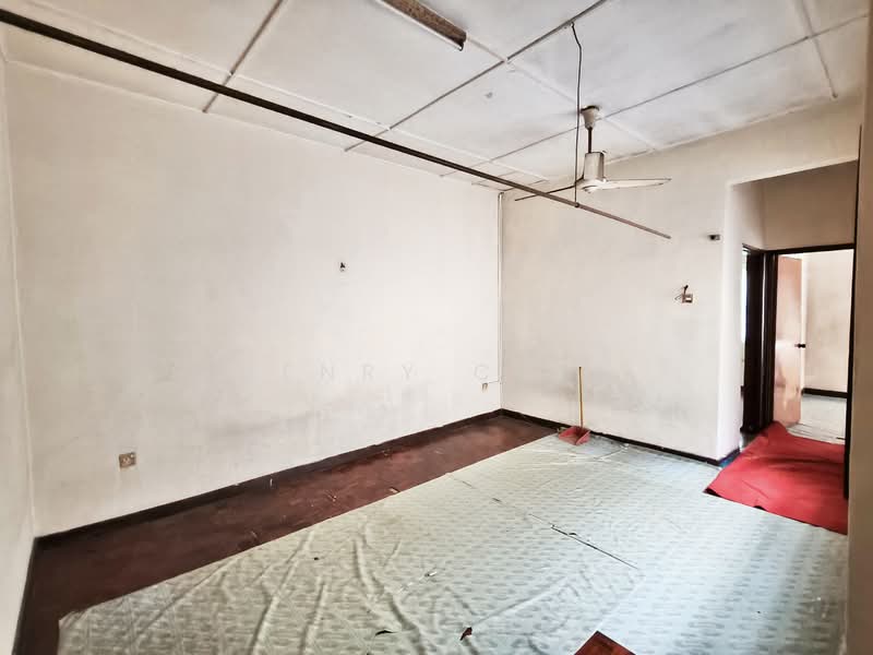 Rumah Teres untuk Dijual di Taman Mayang (Petaling Jaya) - Henry Chia - PropertyGuru.com.my