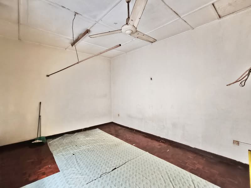 Rumah Teres untuk Dijual di Taman Mayang (Petaling Jaya) - Henry Chia - PropertyGuru.com.my