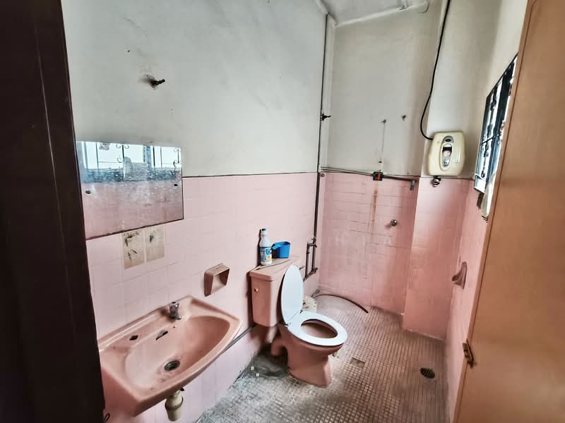 Rumah Teres untuk Dijual di Taman Mayang (Petaling Jaya) - Henry Chia - PropertyGuru.com.my