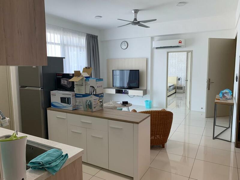 City Residence untuk Untuk Dijual - RM 1,200,000, Mac 2026 - Living Room - PropertyGuru.com.my