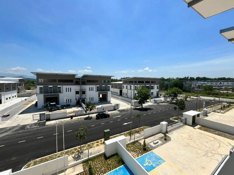 Detached Factory for Rent in Rawang (Selangor) - Eugene Yap - Exterior - PropertyGuru.com.my