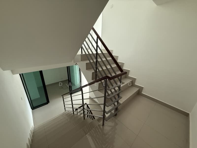3.5-storey Terraced House for Sale in Villa Domus (Batu Caves) - Daniel Ng - PropertyGuru.com.my
