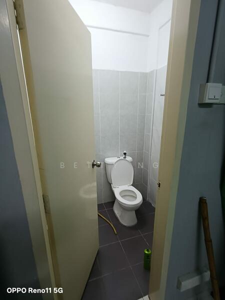 Cluster House for Sale in Skudai (Johor) - Betty Ng - Bathroom - PropertyGuru.com.my