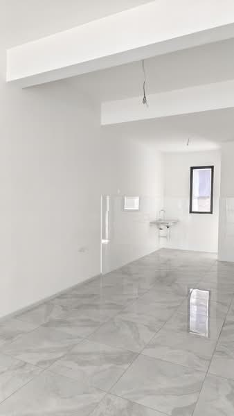 2.5-storey Terraced House for Sale in Taman Bukit Serdang (Seri Kembangan) - May Koh - Interior - PropertyGuru.com.my