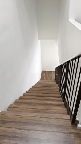 2.5-storey Terraced House for Sale in Taman Bukit Serdang (Seri Kembangan) - May Koh - Interior - PropertyGuru.com.my