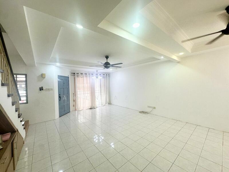 Taman Cheras Idaman untuk Untuk Dijual - RM 560,000, Mac 2026 - Living Room - PropertyGuru.com.my