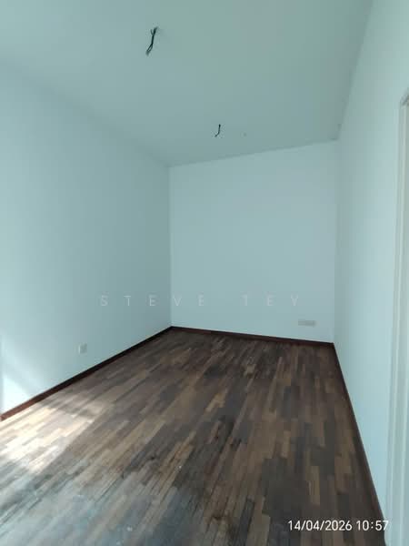 For Sale - Nusa Duta 1 @ 2 Sty Semi D @ House Number Got "4"
