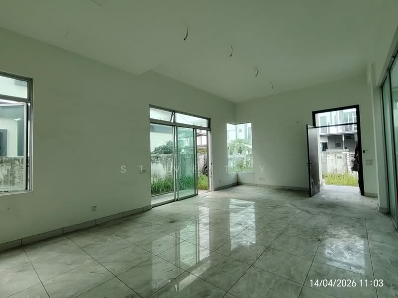 For Sale - Nusa Duta 1 @ 2 Sty Semi D @ House Number Got "4"