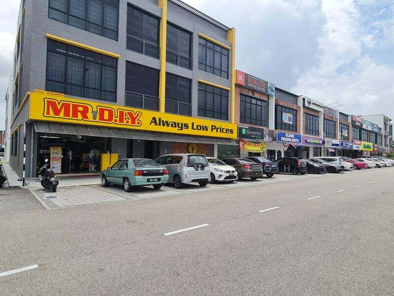 Shop for Rent in Gelang Patah (Johor) - Kim Yeng Loh - Exterior - PropertyGuru.com.my