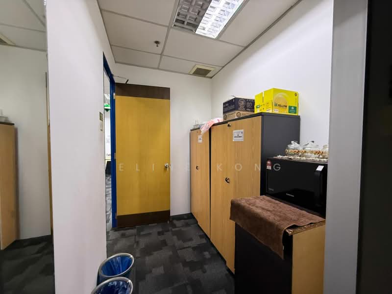 Rumah Berkembar untuk Dijual di Taman Mutiara Indah (Puchong) - Celine Kong - Corridor - PropertyGuru.com.my