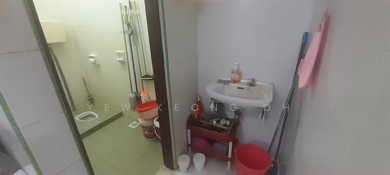 Rumah Teres 2-Tingkat untuk Dijual di Gunung Rapat (Ipoh) - Alex Oh - Bathroom - PropertyGuru.com.my
