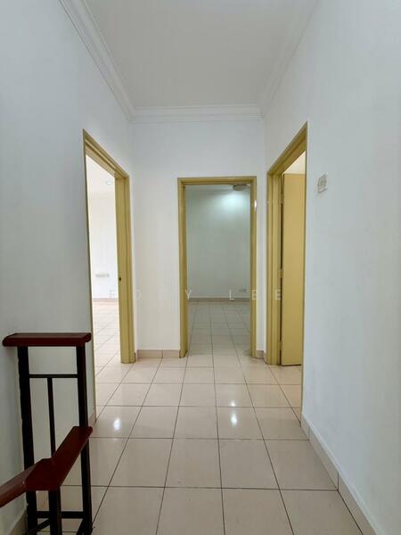2 Storey Terraced House Taman Segar untuk Untuk Disewa - RM 2,300 /bulan, Feb 2026 - Corridor - PropertyGuru.com.my