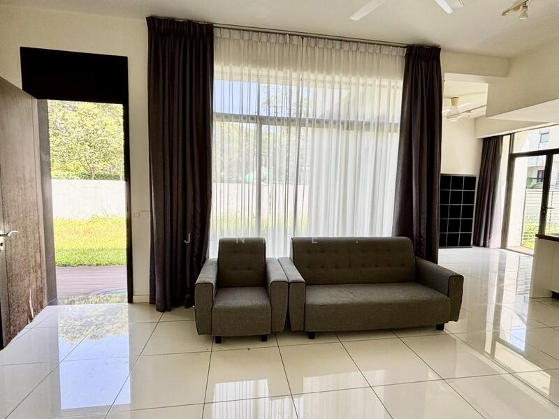 Terraced House for Sale in Medini (Iskandar Puteri (Nusajaya)) - Janice . - Living Room - PropertyGuru.com.my