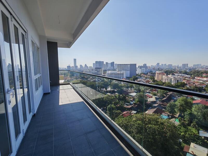 Rumah Flat untuk Disewa di Codrington Residence - Joanne Liw - Balcony - PropertyGuru.com.my