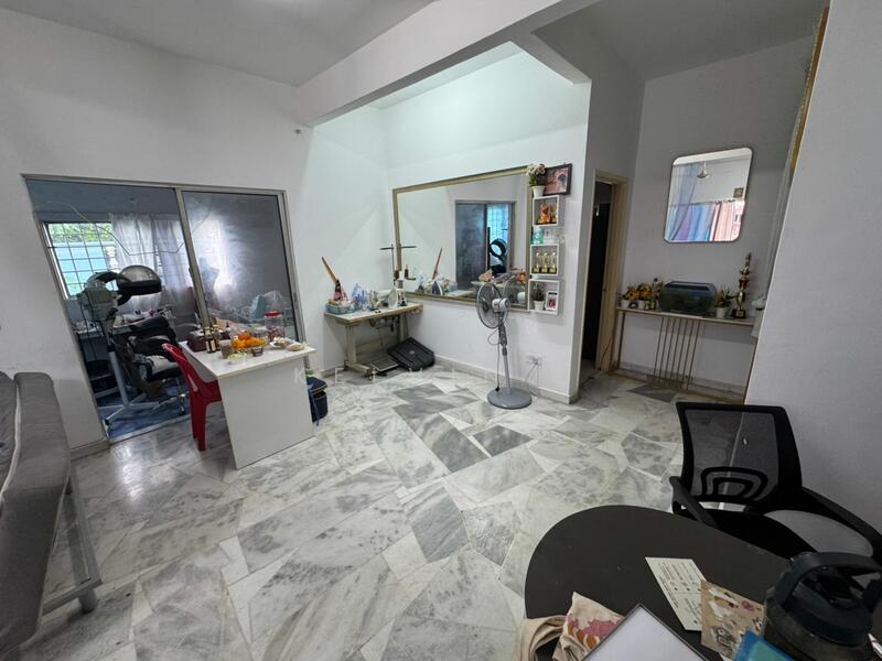 Corner 2 Sty Teres Tun Perak Desa Sri Bayu Teja batu 16 Bersatu Rawang Town untuk Untuk Dijual - RM 700,000, Mac 2026 - Living Room - PropertyGuru.com.my
