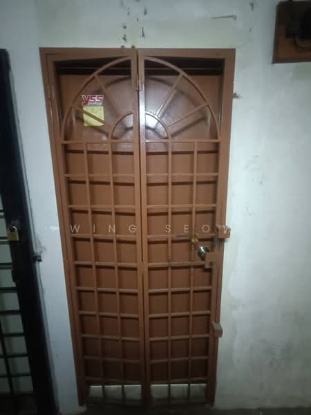 Pangsapuri untuk Dijual di Apartment Harmoni - Wing Seow - Entrance - PropertyGuru.com.my