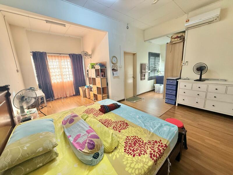 2-storey Terraced House for Sale in Bukit Jelutong (Shah Alam) - Mohd Nazri Roslan - Bedroom - PropertyGuru.com.my