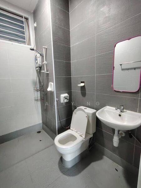 Service Residence for Sale at THE SENAI GARDEN (PANGSAPURI IMPIAN SENAI) - Larry Ng - Bathroom - PropertyGuru.com.my