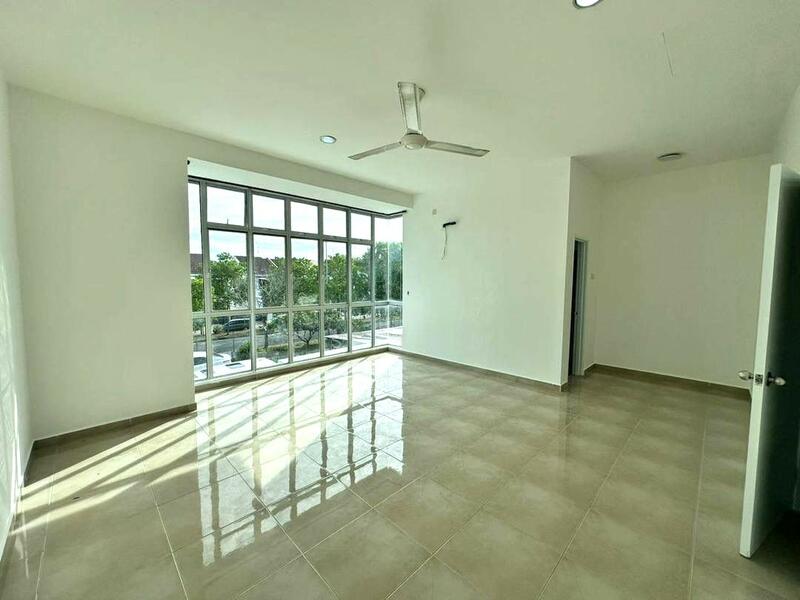 2-storey Terraced House for Sale in Horizon Hills (Iskandar Puteri (Nusajaya)) - CS Tan - Living Room - PropertyGuru.com.my