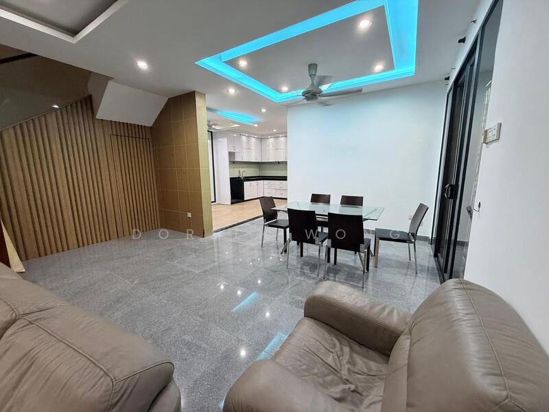 Adda Heights untuk Untuk Dijual - RM 1,250,000, Feb 2026 - Living Room - PropertyGuru.com.my