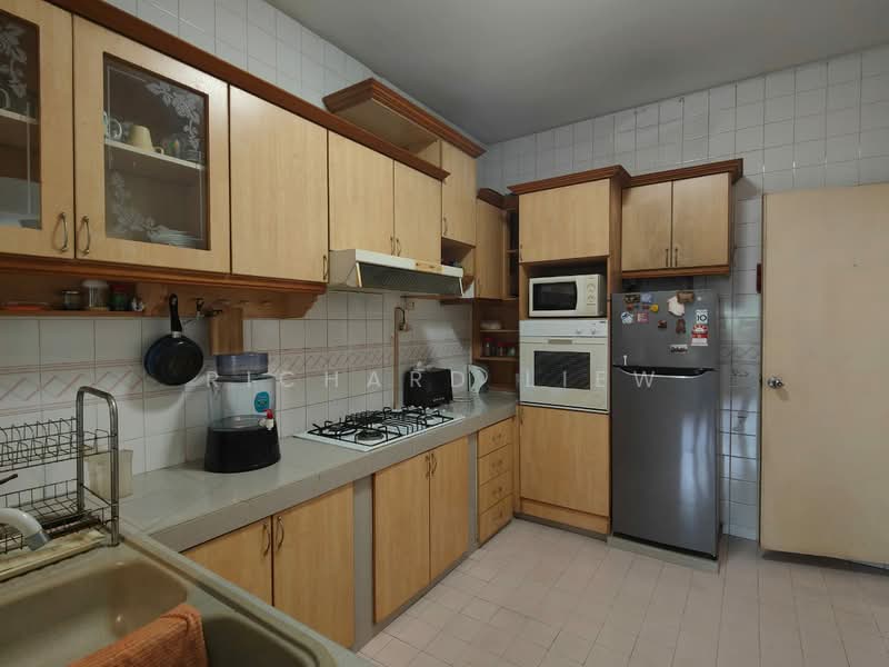 Taman Bukit Mayang Emas untuk Untuk Dijual - RM 1,050,000, Mac 2026 - Kitchen - PropertyGuru.com.my