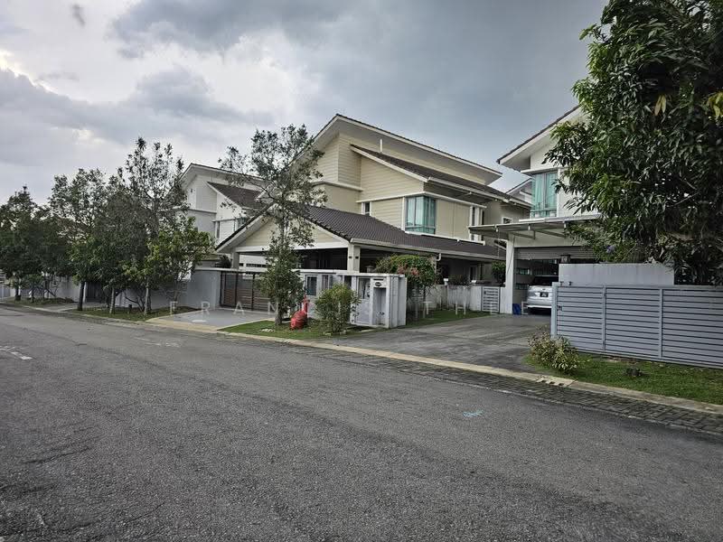 Bungalow House for Sale in Kajang (Selangor) - Francis Thee - PropertyGuru.com.my