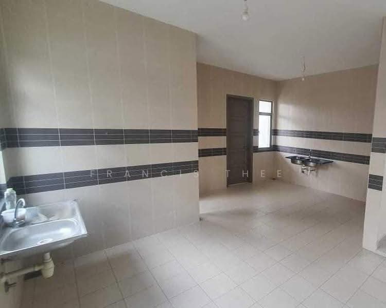 Bungalow House for Sale in Kajang (Selangor) - Francis Thee - Kitchen - PropertyGuru.com.my