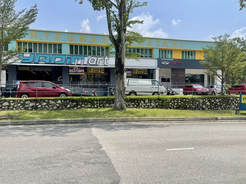 Shop for Rent in Taman Lestari Perdana (Seri Kembangan) - ch yong - Exterior - PropertyGuru.com.my