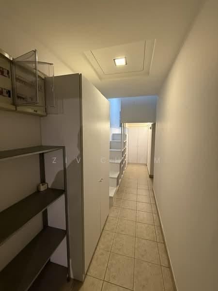 Apartment for Sale at Molek Pine 2 - Ziv Chiam - Corridor - PropertyGuru.com.my