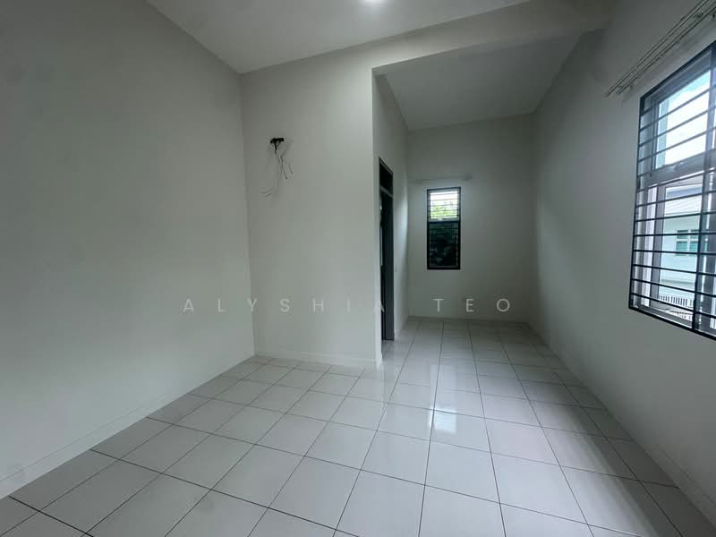 2-storey Terraced House for Sale in Bandar Saujana Putra (Tanjong Duabelas) - Alyshia Teo - Interior - PropertyGuru.com.my