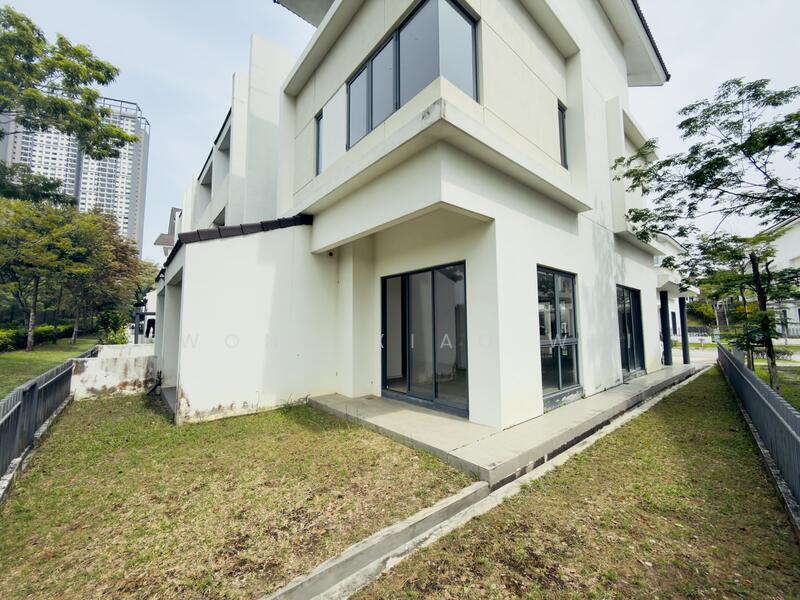Rumah Teres 3 Tingkat untuk Dijual di Tamansari (Rawang) - Kwong Xiao Wei - Exterior - PropertyGuru.com.my