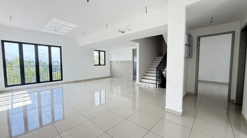 Rumah Teres 3 Tingkat untuk Dijual di Taman Melawati (Ulu Kelang) - Dlynie Ooi - Living Room - PropertyGuru.com.my