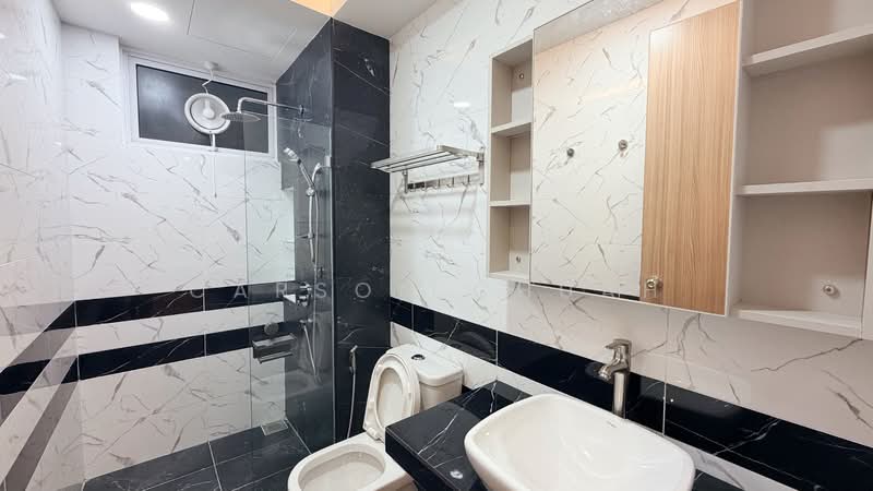 Condominium for Rent at QuayWest Residence - Carson Chuah - Bathroom - PropertyGuru.com.my