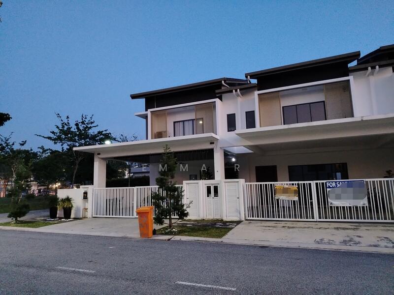 2-storey Terraced House for Sale in Bandar Sri Sendayan (Negeri Sembilan) - Emma R - Exterior - PropertyGuru.com.my