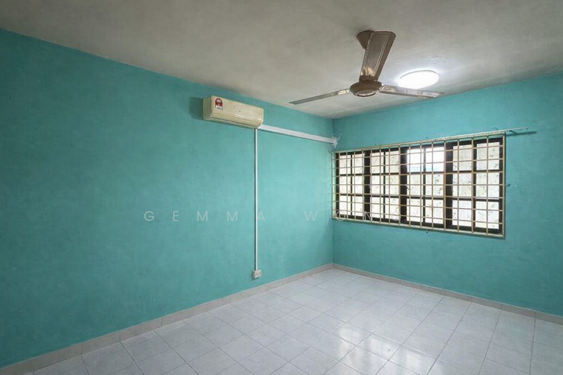 Semi-Detached House for Sale in Taman Pelangi (Johor Bahru) - Gemma Wong - Bedrooms - PropertyGuru.com.my