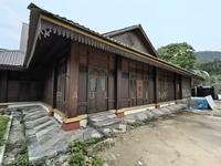 For Rent - LAND RENT WITH 1 STOREY COMMERCIAL BUNGALOW WALKING DISTANCE TO BEACH 44207 SQFT