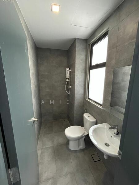 For Rent - Midlands City