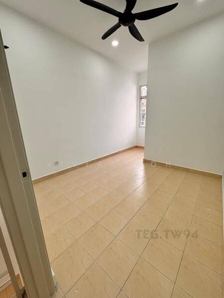 For Sale - Bandar Bukit Tinggi 2