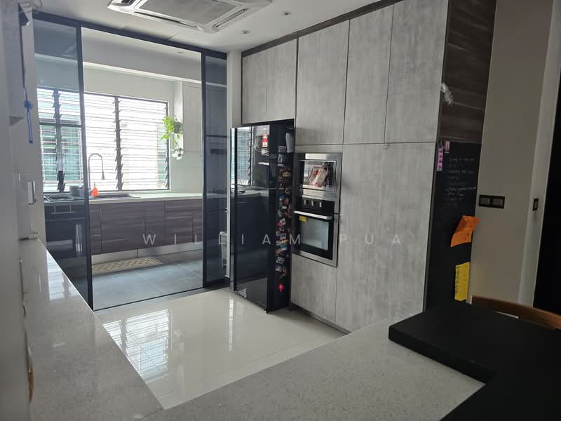 2.5-storey Terraced House for Sale in Seksyen 16 (Shah Alam) - William Pua - Kitchen - PropertyGuru.com.my