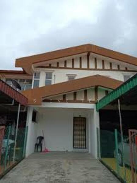 Townhouse for Sale in Bandar Seri Alam (Masai) - Steve Tey - Exterior - PropertyGuru.com.my